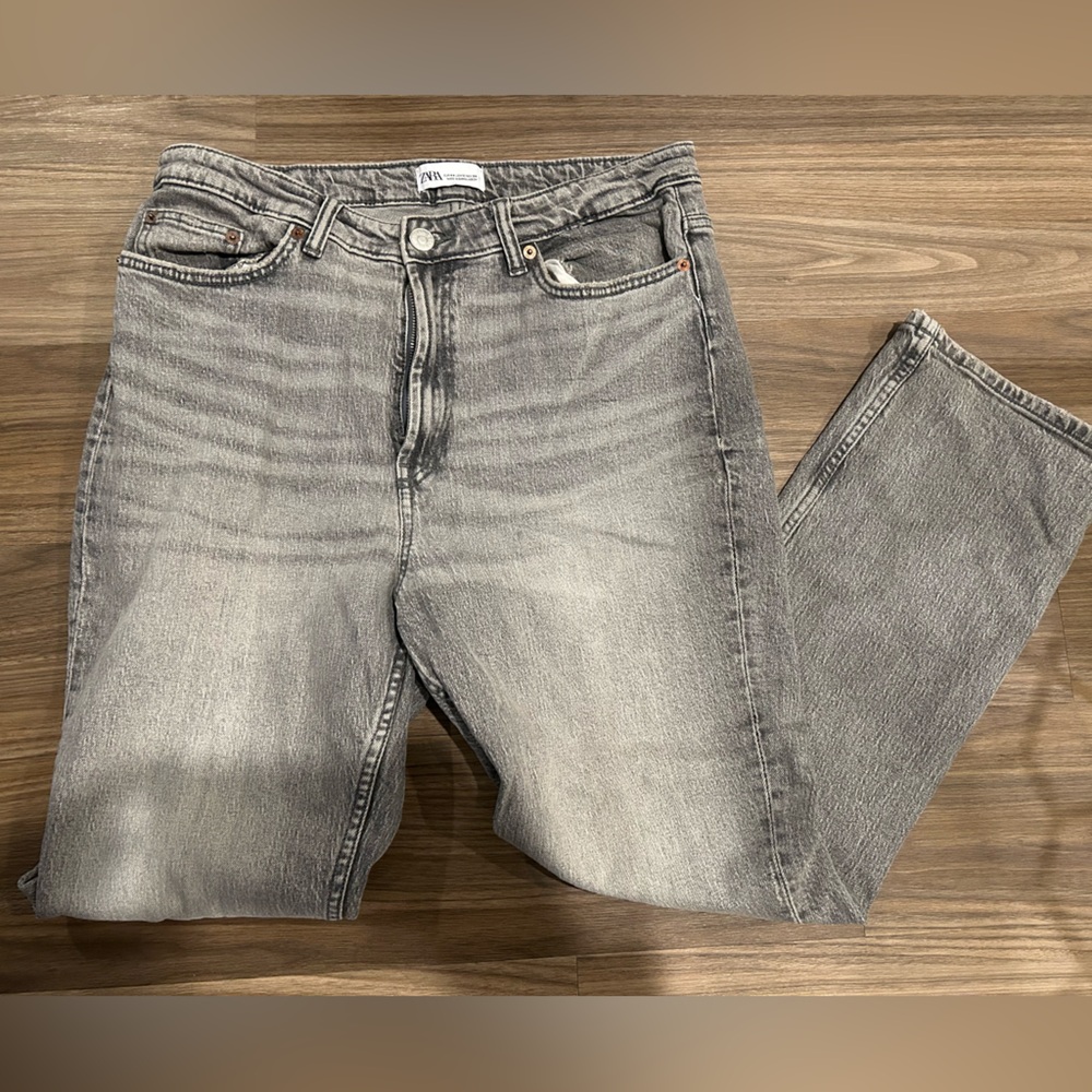 Light gray straight jeans